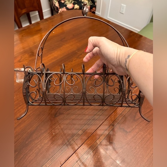 Southern Living at Home Bronzed Wrought Iron Raised Decorative Caddy/Basket - Picture 2 of 13